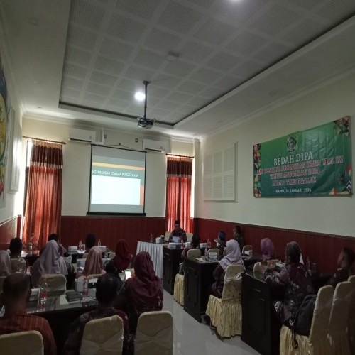 Bedah DIPA 2024 di MTsN 2 Trenggalek: Langkah Menuju Pendidikan Berkualitas